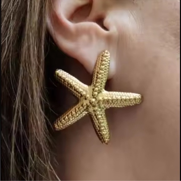 Starfish 18K Gold Stainless Steel Waterproof Earrings - Picture 4 of 4